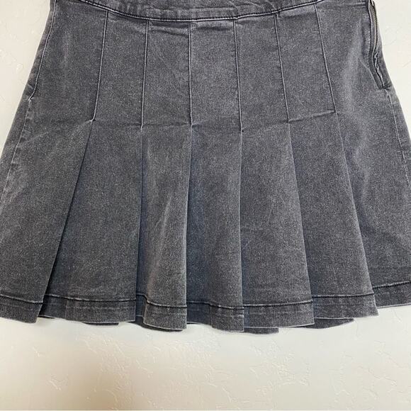 Simple Society Y2K Gray Pleated Preppy Mini Skirt XL - Picture 3 of 9